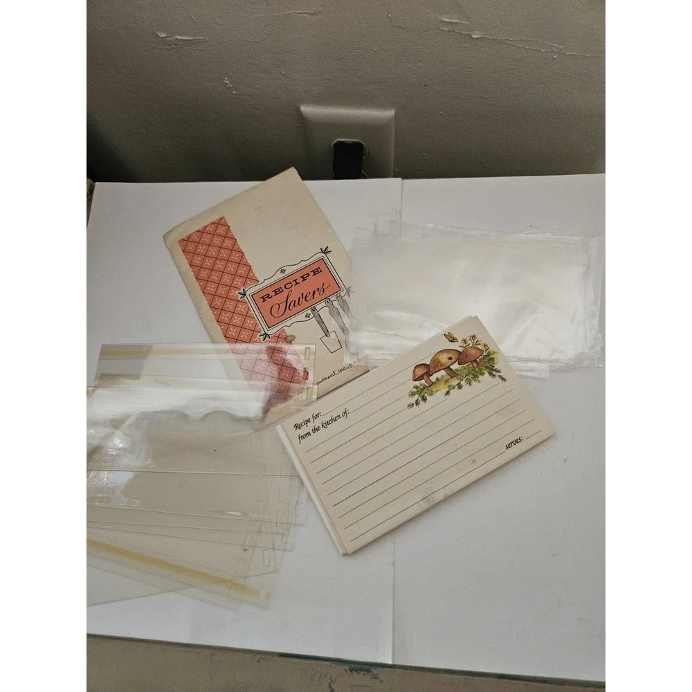 Vintage 5x3 Recipe Cards (13) Plastic Recipe Sleeves (18) & Recipe‎ Card 